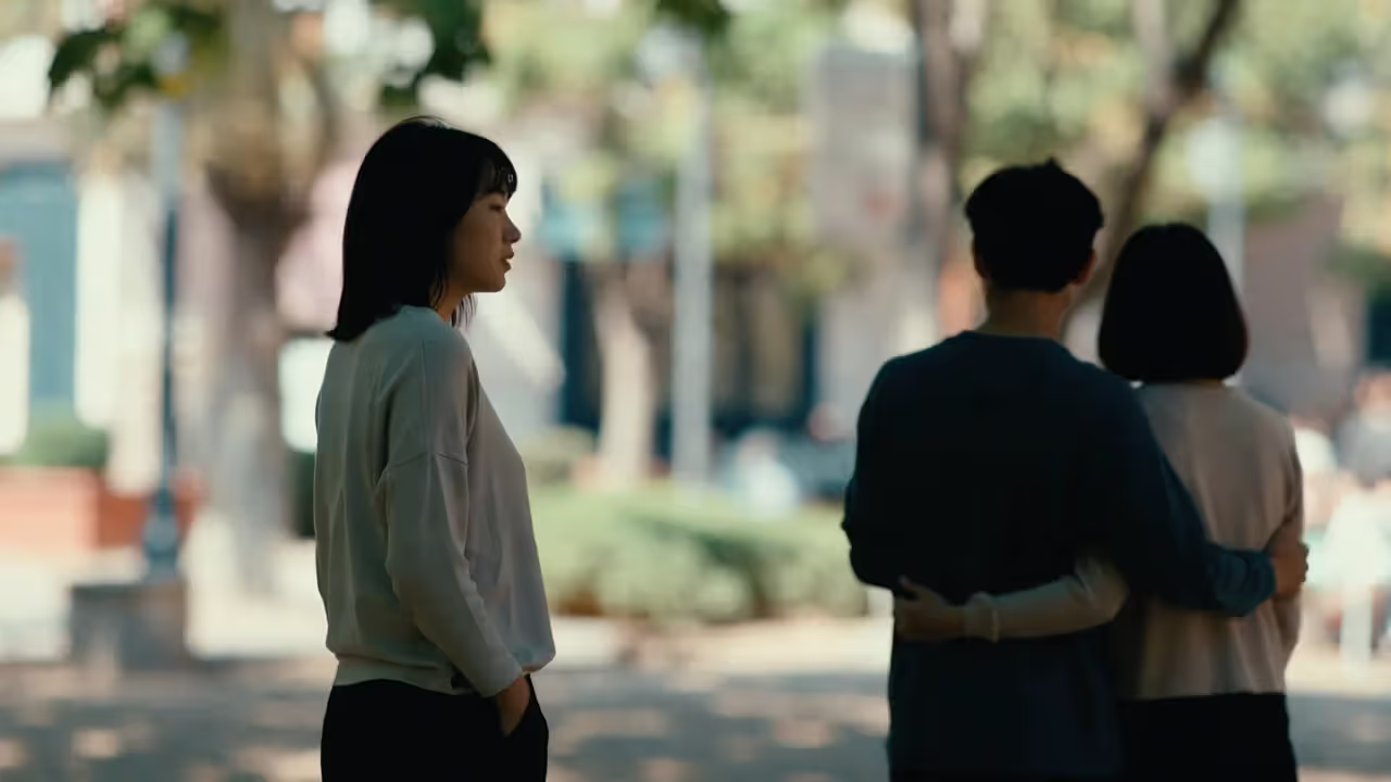 Emotional distance in relationships